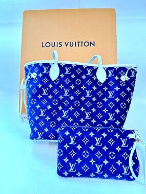Louis Vuitton LV Match Neverfull MM Blue Velvet Monogram Tote w/ Pouch – NWT